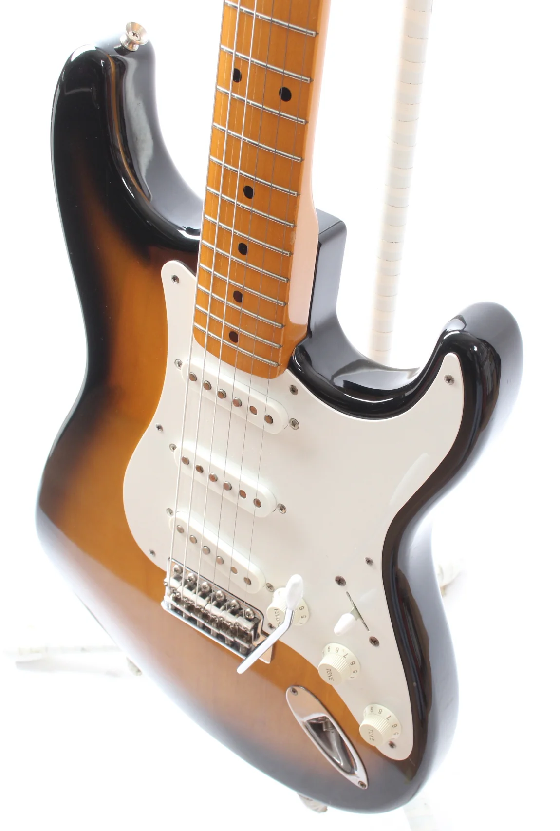 1993 Fender Stratocaster 57 Reissue sunburst - Image 3
