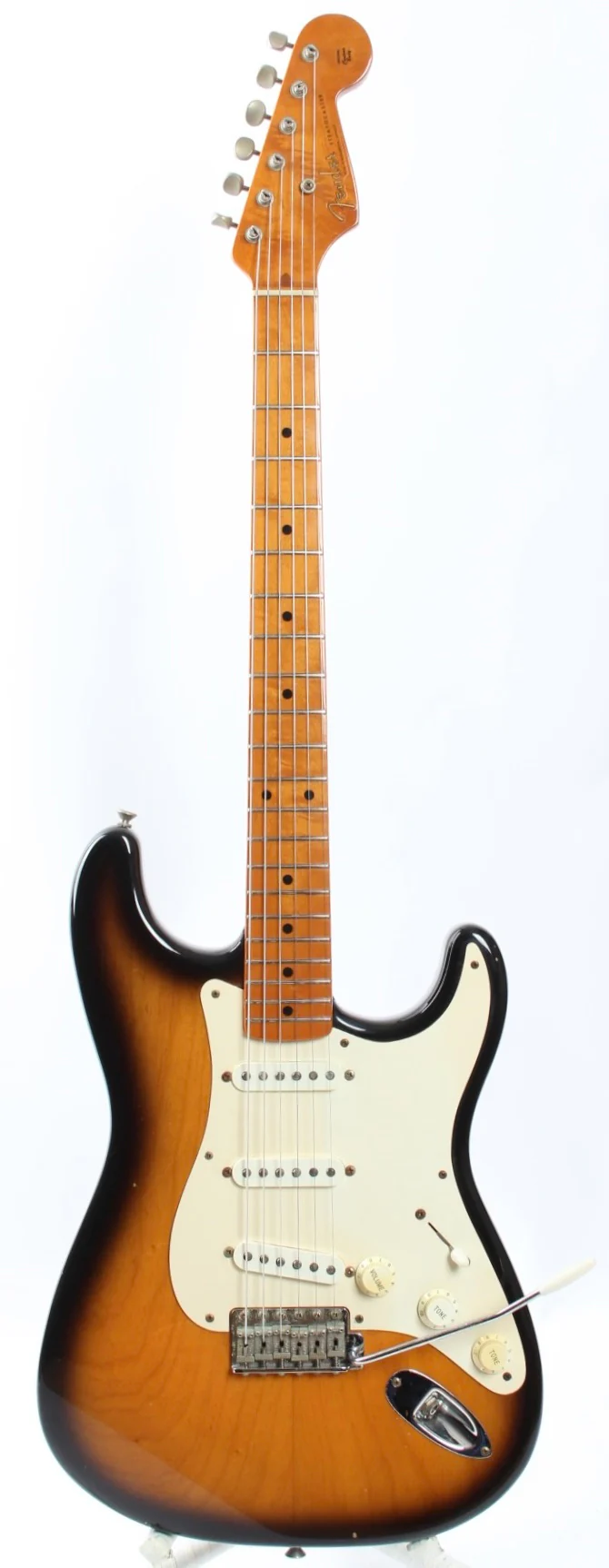 1994 Fender Stratocaster 54 Reissue Stratocaster 40th Anniversary sunburst