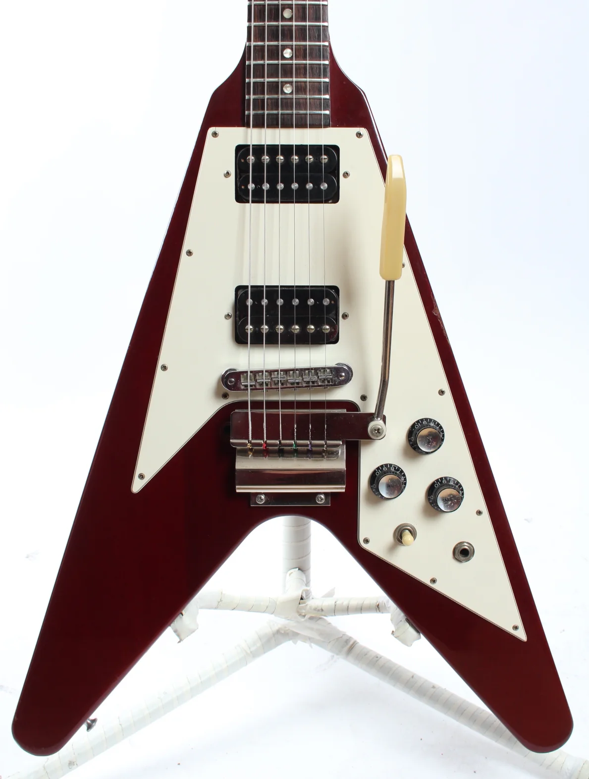 1995 Gibson Flying V '67 Reissue Maestro Vibrola cherry red - Image 2