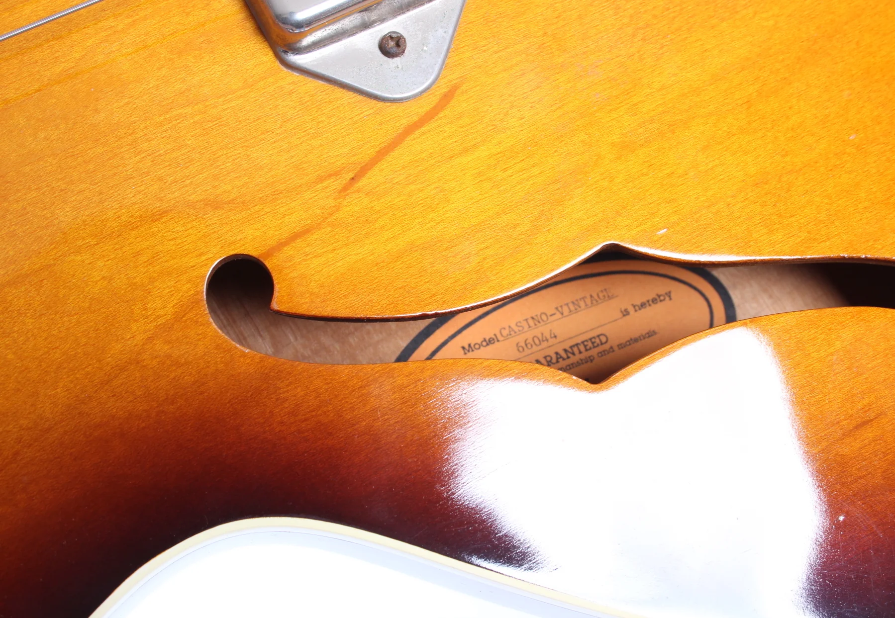 1996 Epiphone Casino Vintage nitro finish sunburst - Image 11
