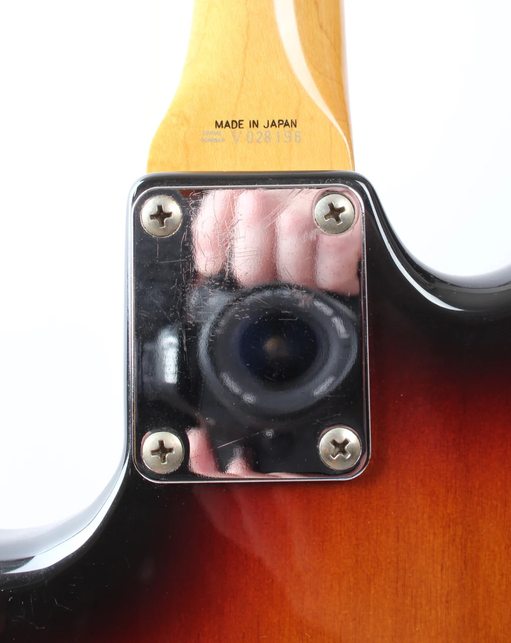 1996 Fender Bass VI sunburst - Image 11