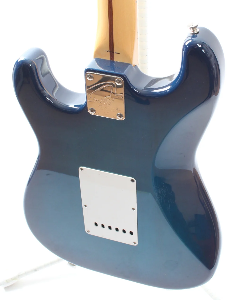 1997 Fender Hellecasters Limited Edition Jerry Donahue Stratocaster sapphire blue transparent - Image 8