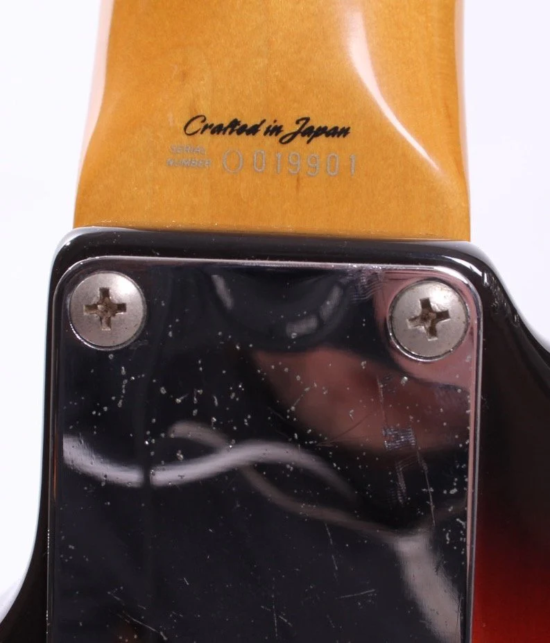 1997 Fender Jaguar '66 Reissue sunburst - Image 11