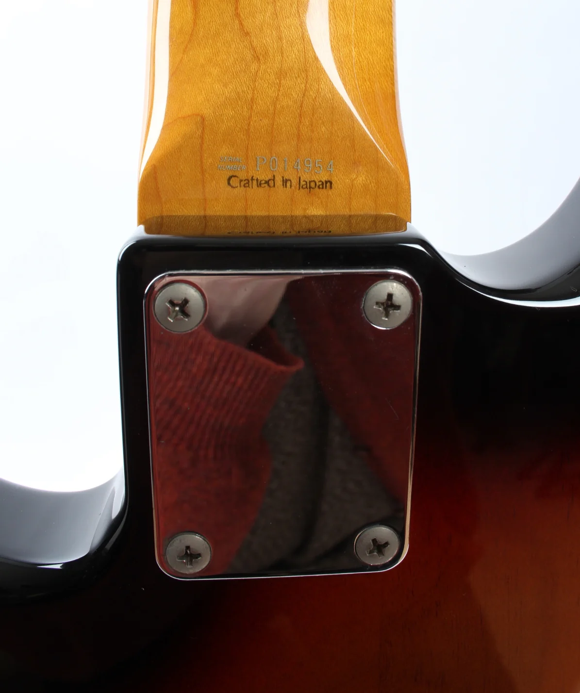 1999 Fender Precision Bass 62 Reissue sunburst - Image 9