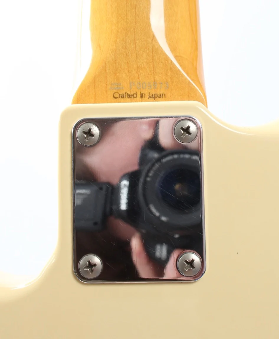 1999 Fender Precision Bass '70 Reissue vintage white - Image 11