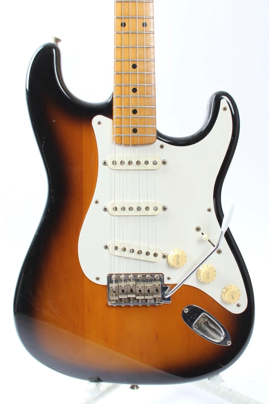 1999 Fender Stratocaster '57 Reissue sunburst - Image 2