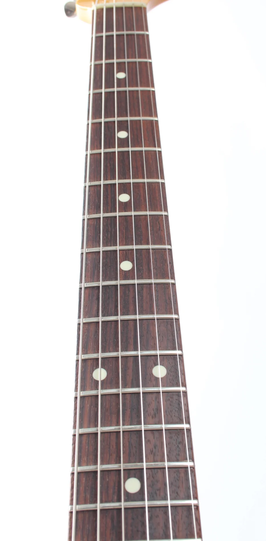 1999 Fender Stratocaster 62 Reissue burgundy mist metallic - Image 4
