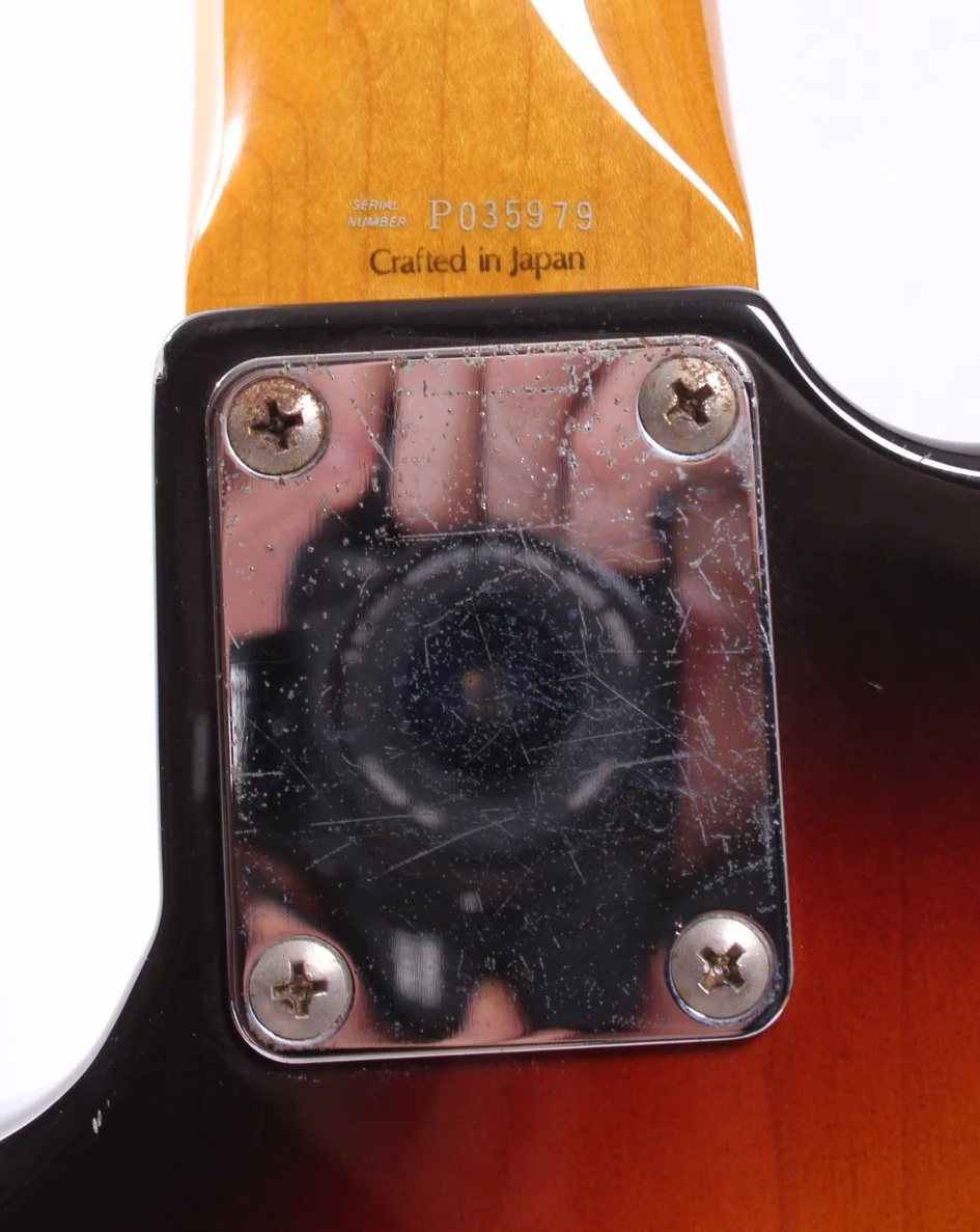 2000 Fender Jazz Bass 62 Reissue sunburst - Image 11