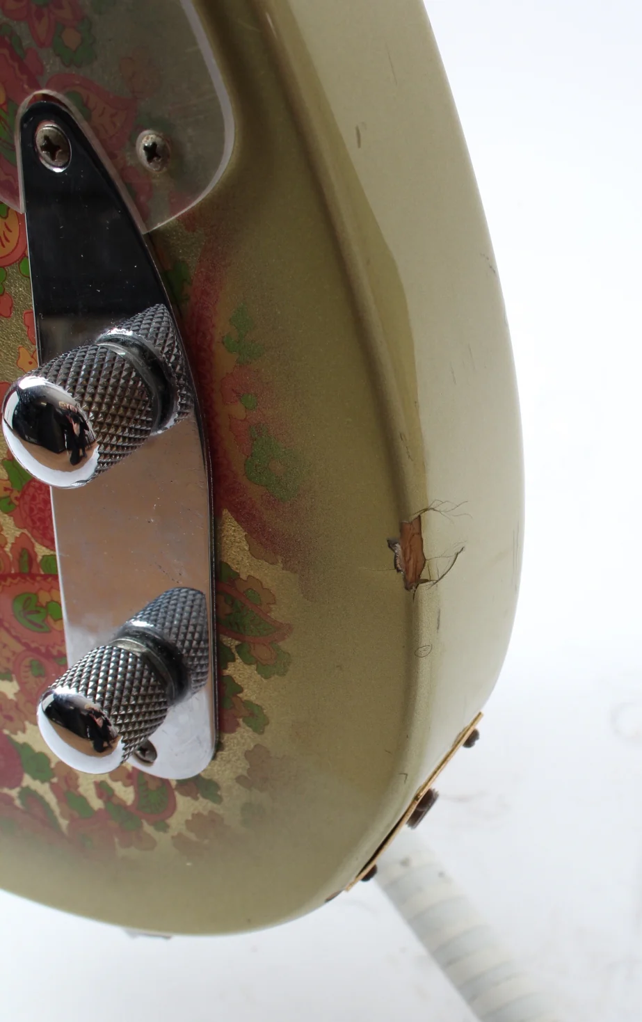 2000 Fender Precision Bass 51 Reissue gold paisley - Image 12