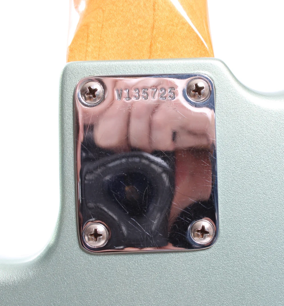 2001 Fender Precision Bass American Vintage 62 Reissue ice blue metallic - Image 11