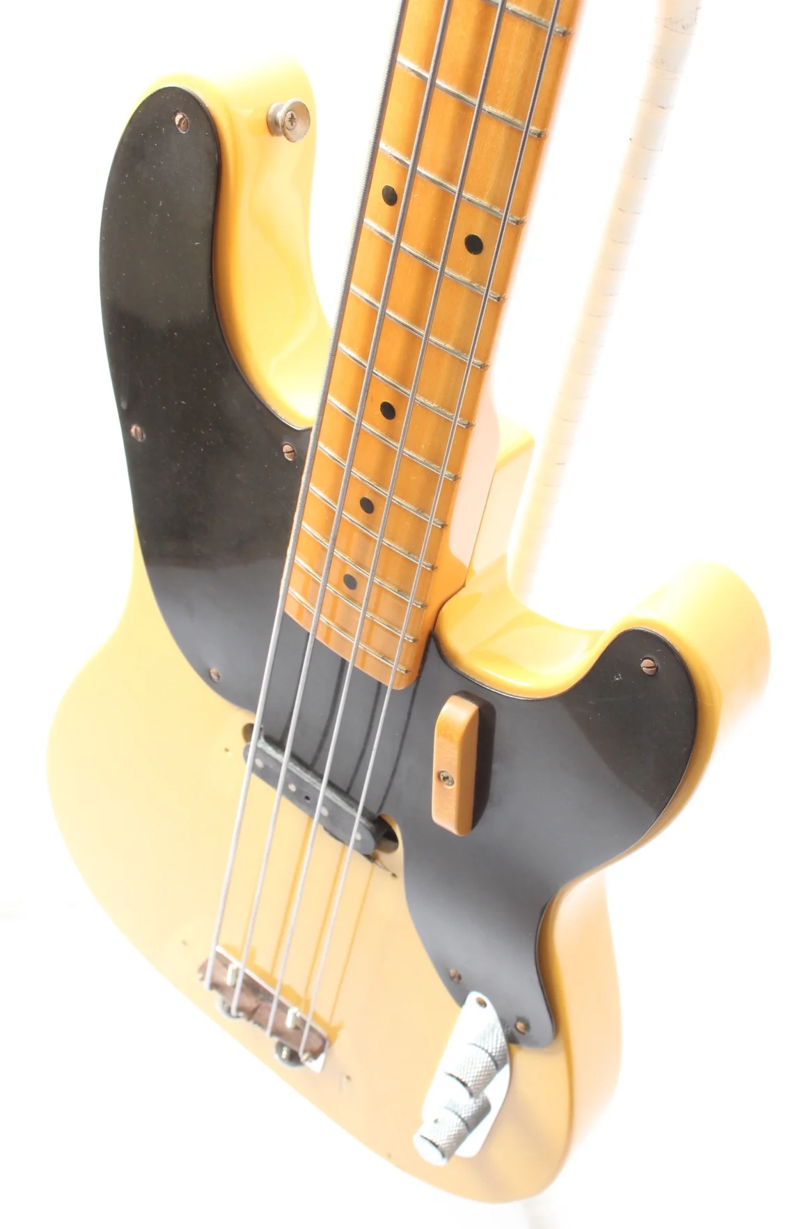 2002 Fender Custom Shop 1951 Precision Bass 50th Anniversary butterscotch blond - Image 6
