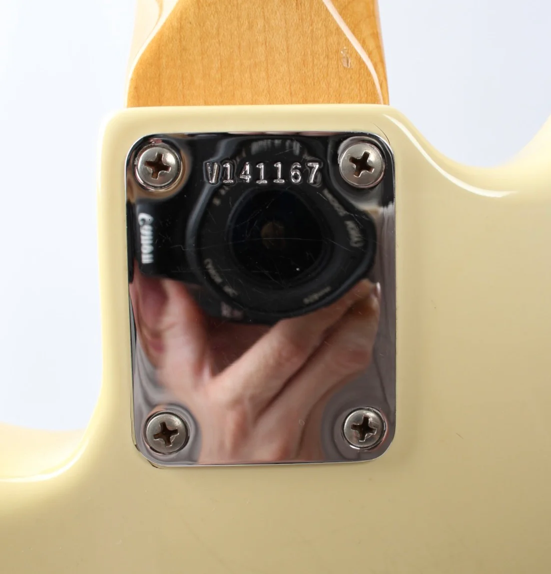 2003 Fender American Vintage '62 Reissue Precision Bass vintage white - Image 12