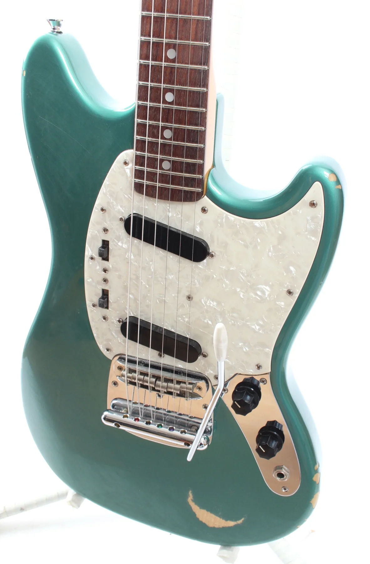 2003 Fender Mustang 69 Reissue ocean turquoise metallic - Image 3