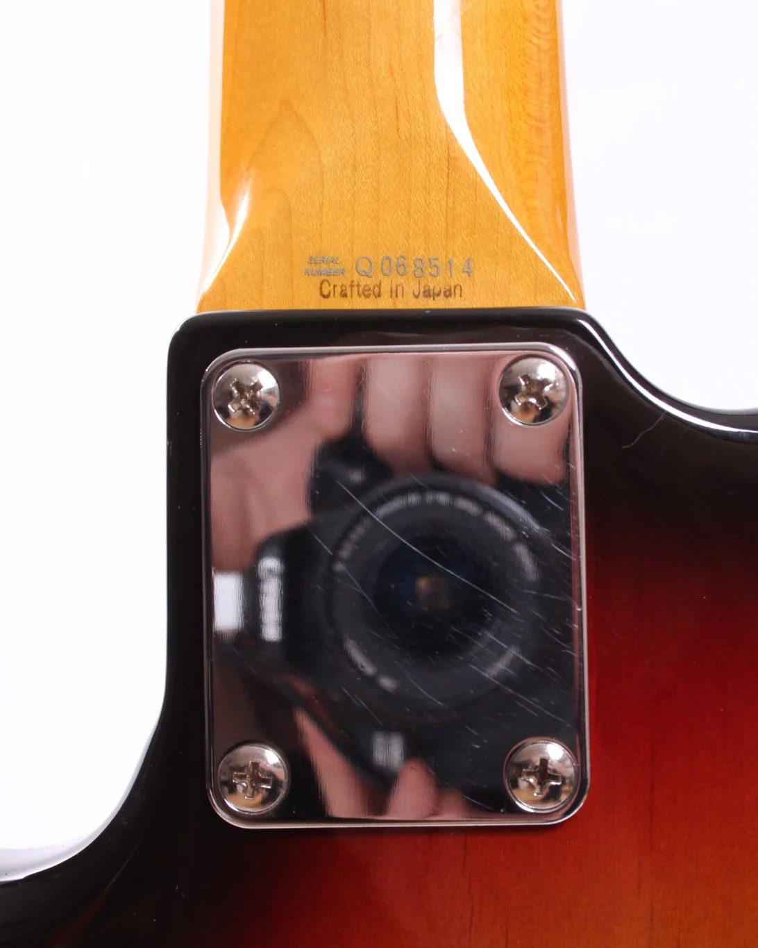2004 Fender Jazz Bass 62 Reissue sunburst - Image 9