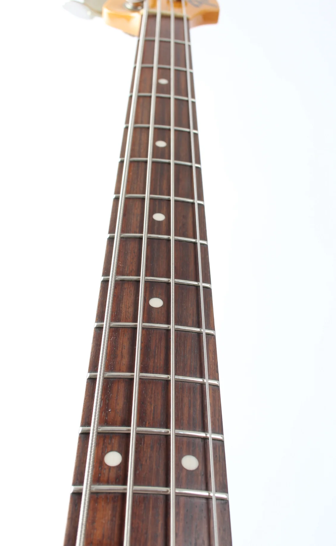 2004 Fender Precision Bass 70 Reissue vintage white - Image 4