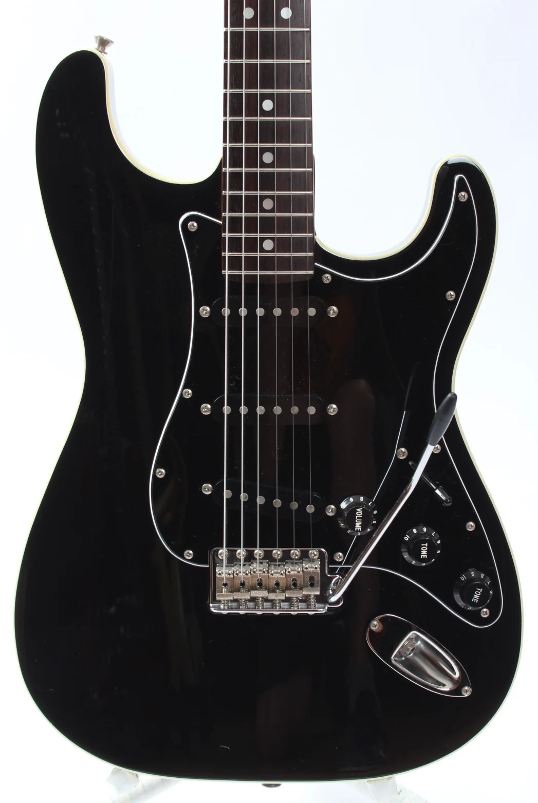 2004 Fender Stratocaster Aerodyne black - Image 2
