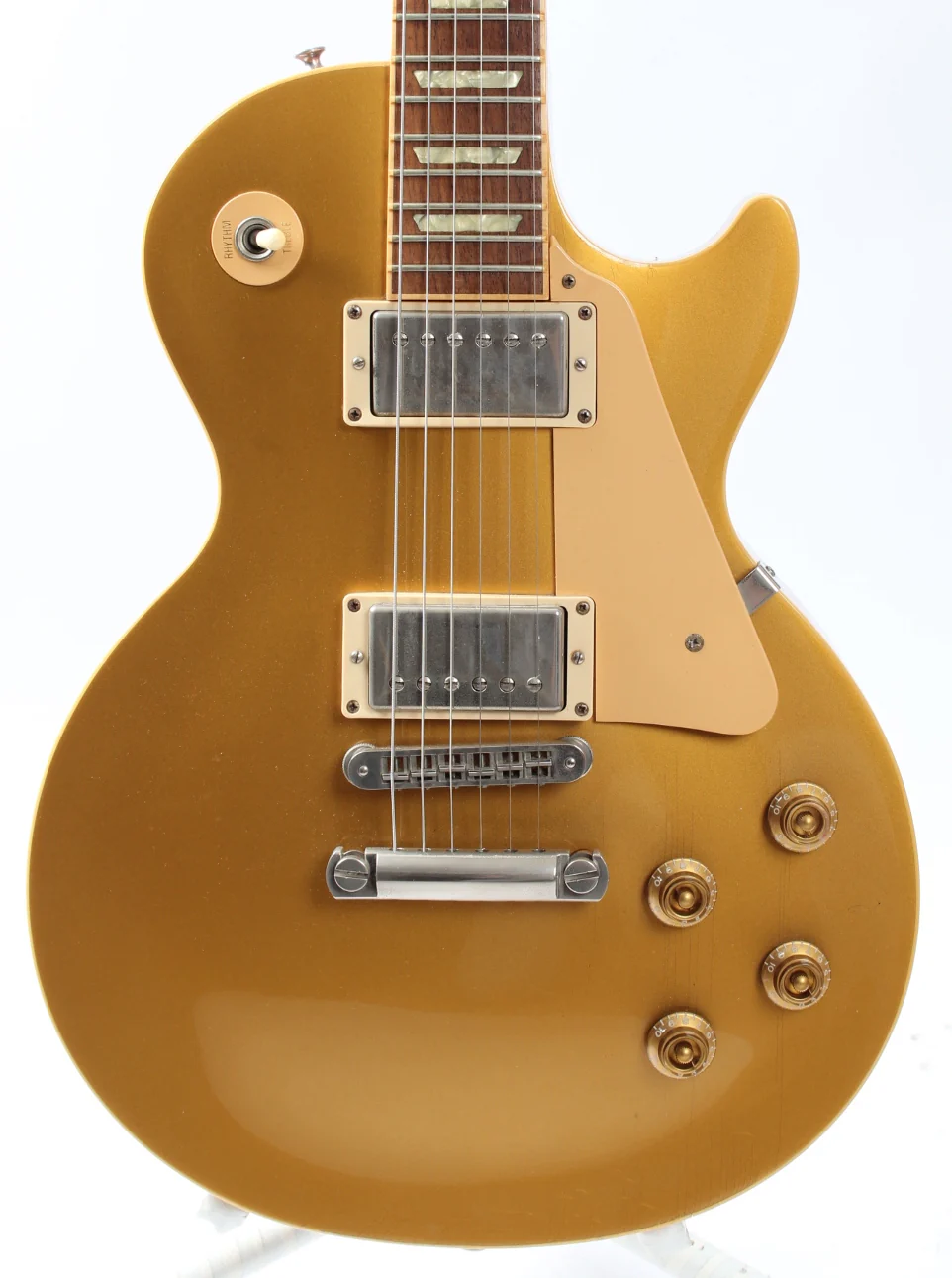 2004 Gibson Les Paul Standard goldtop - Image 2