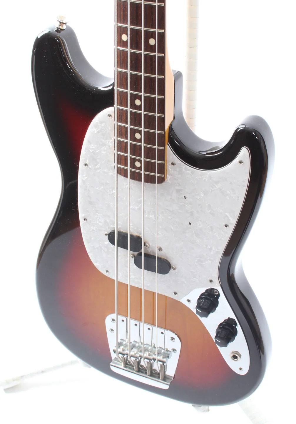 2005 Fender Mustang Bass sunburst - Image 3
