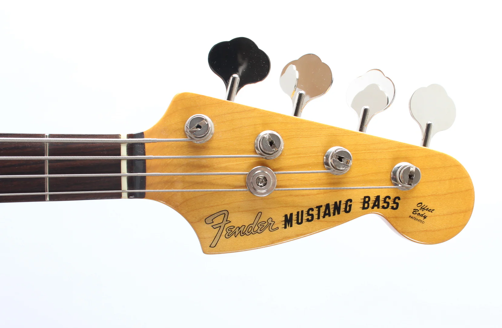 2005 Fender Mustang Bass sunburst - Image 5