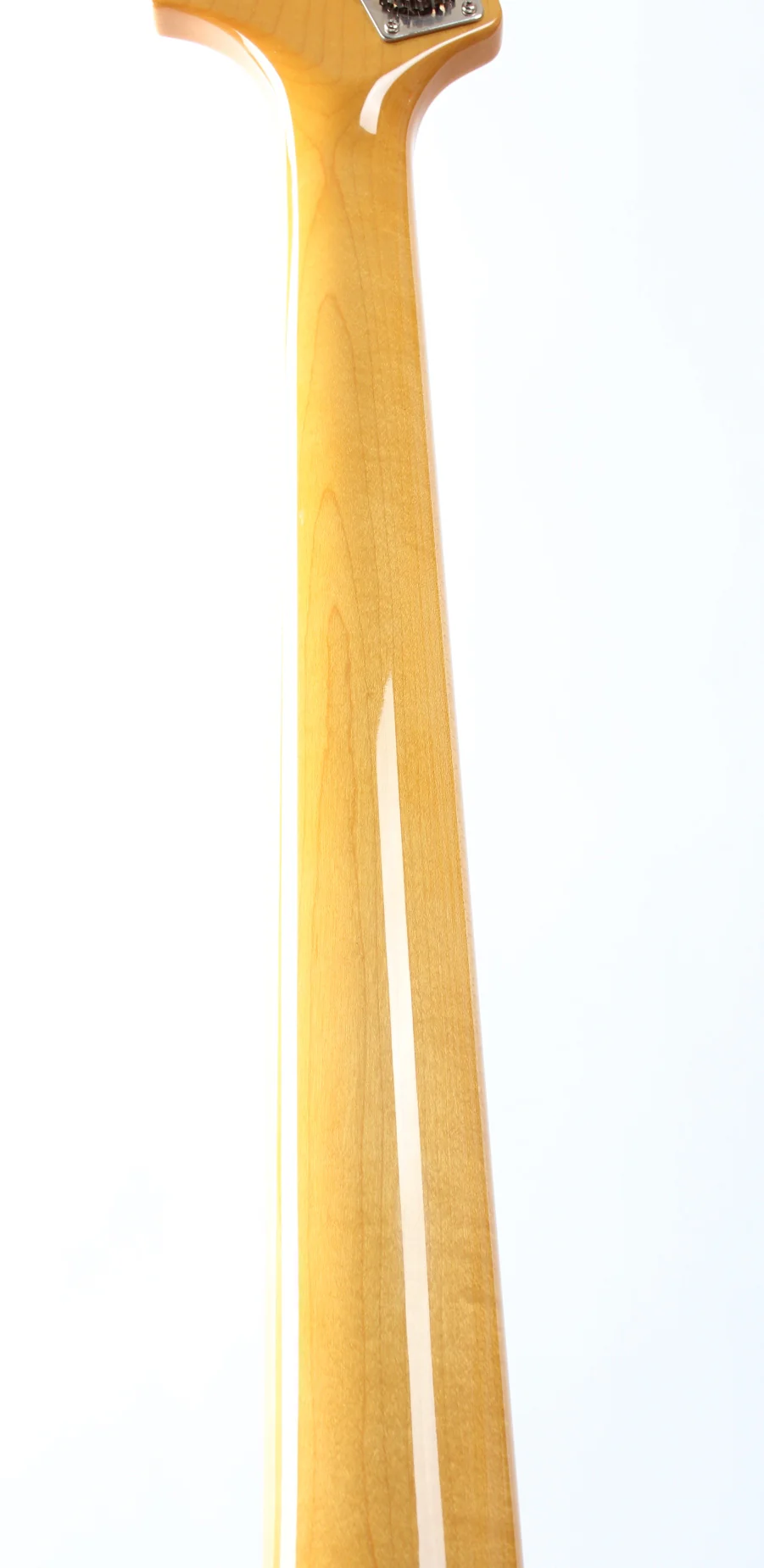 2005 Fender Mustang Bass sunburst - Image 9