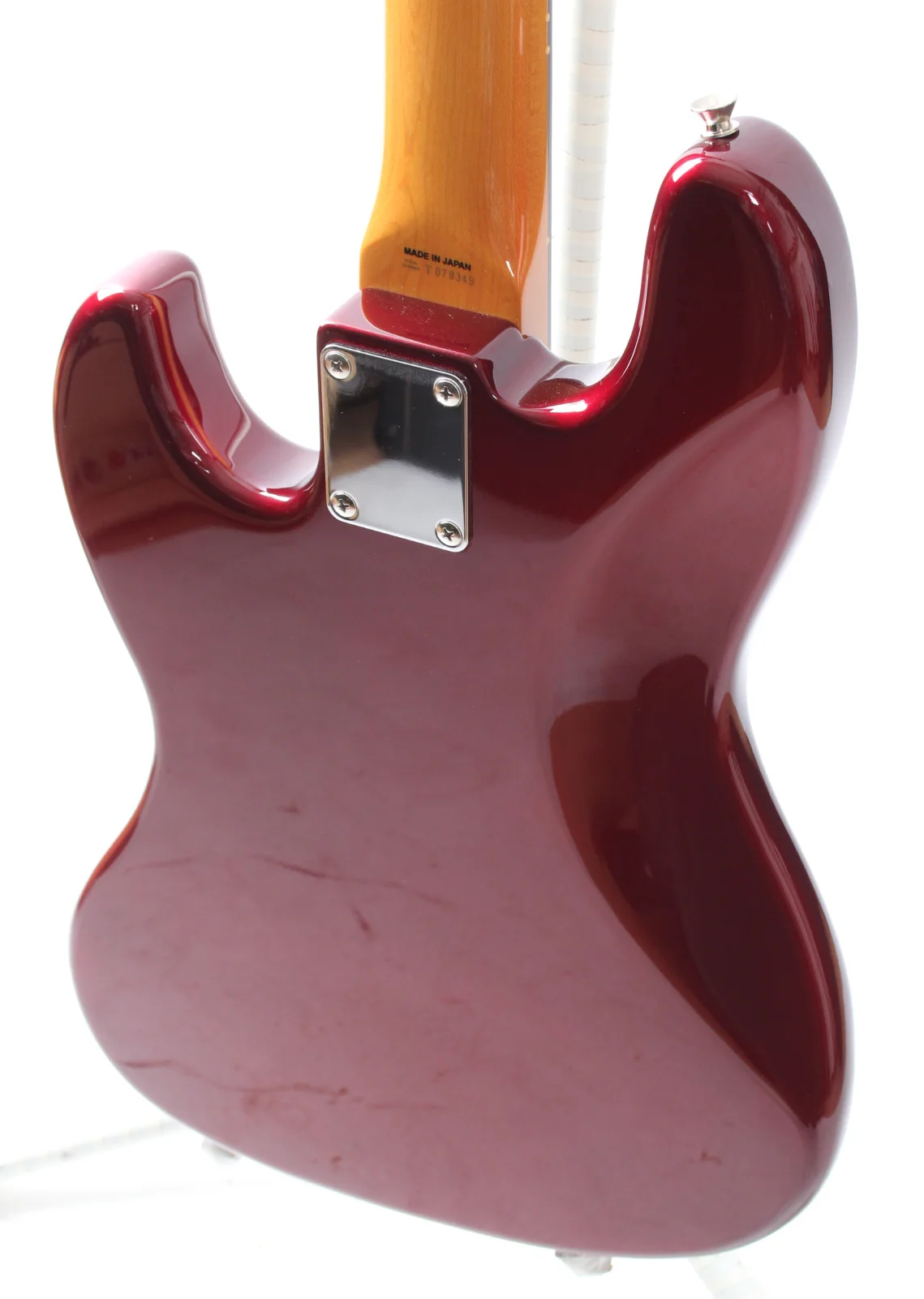 2008 Fender Jazz Bass 62 Reissue Medium 32" Scale candy apple red - Image 8