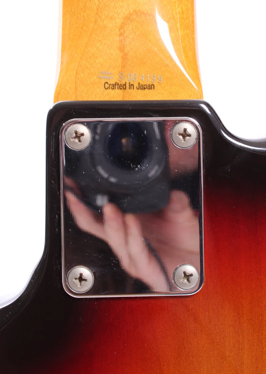 2008 Fender Jazz Bass 62 Reissue sunburst - Image 9