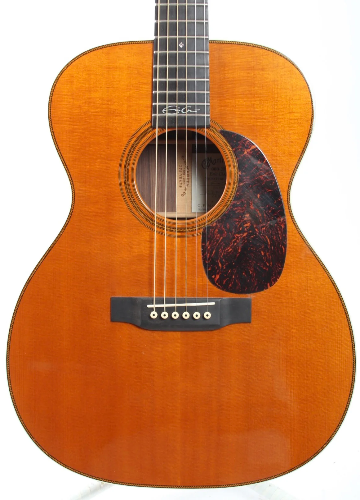 2008 Martin 000-28EC amber - Image 2
