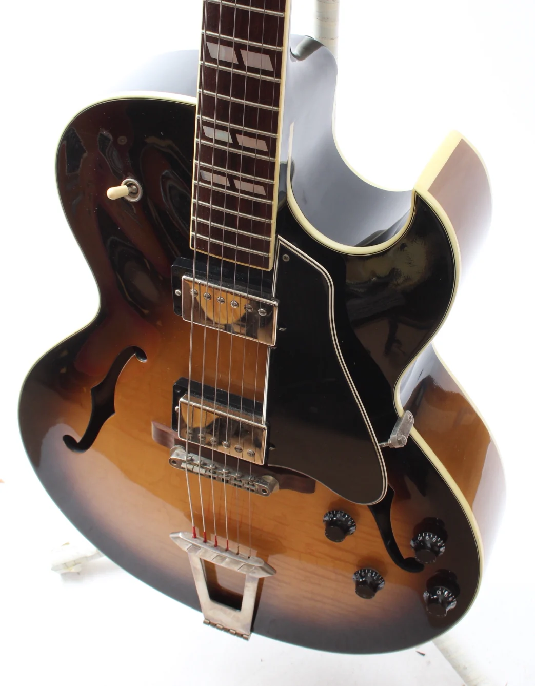 2009 Gibson Custom Shop ES-175 sunburst - Image 3