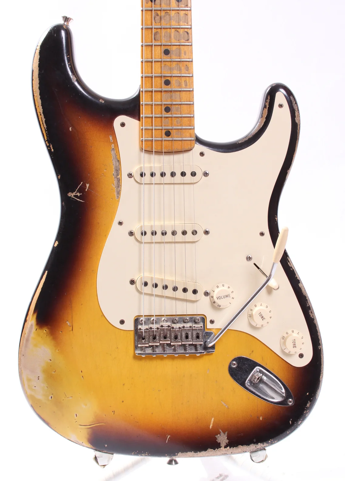 2010 Fender Custom Shop 57 Stratocaster Relic sunburst - Image 2