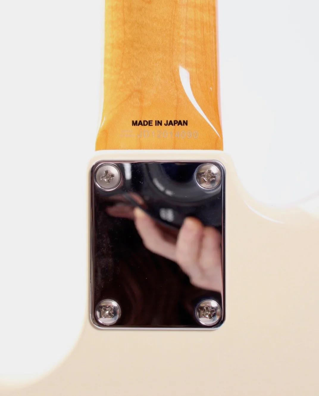 2012 Fender Bass VI vintage white - Image 11