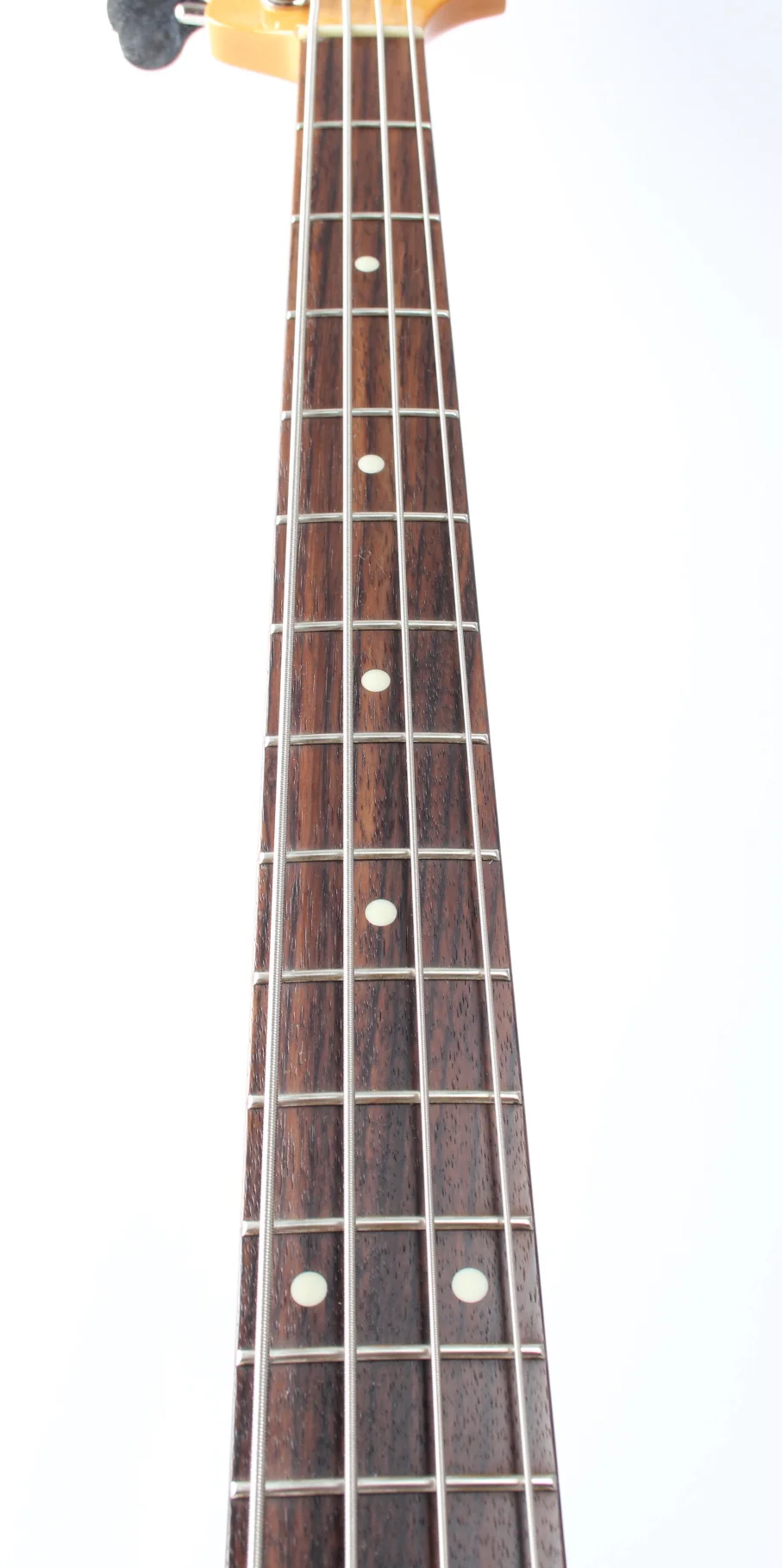 2012 Fender Jazz Bass 62 Reissue Medium Scale sunburst - Image 4