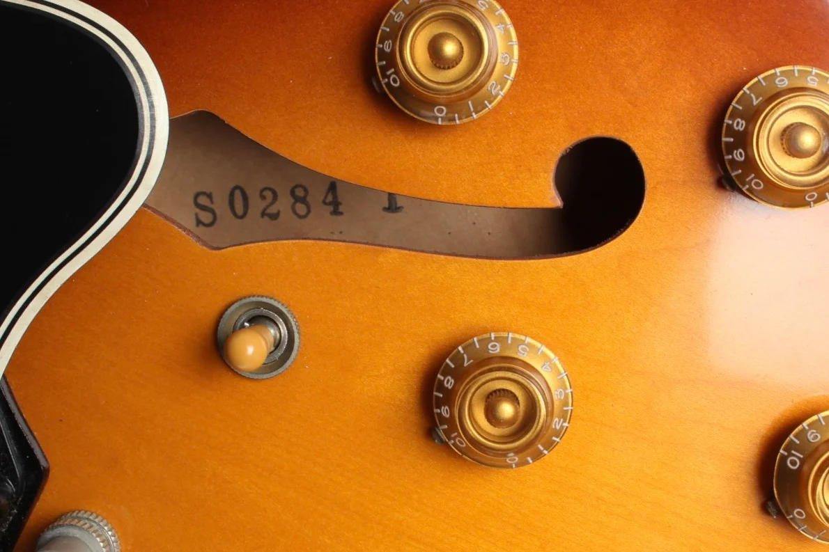 2012 Gibson Custom Shop ES-330 '59 Reissue VOS sunburst - Image 11
