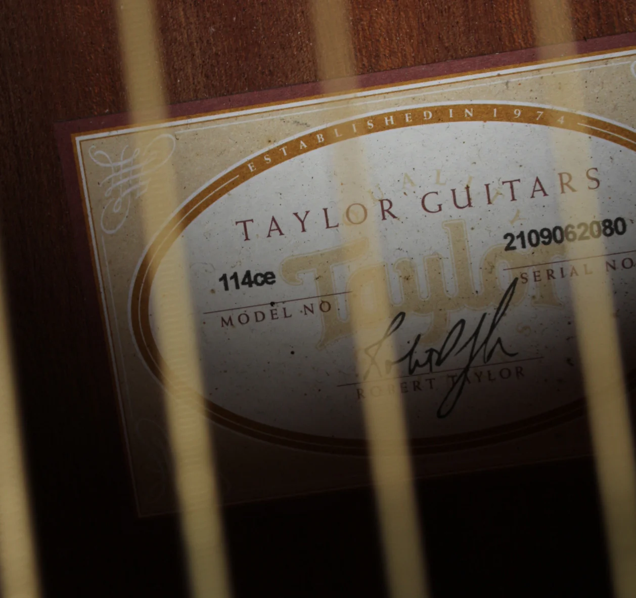 2012 Taylor 114CE sunburst - Image 11