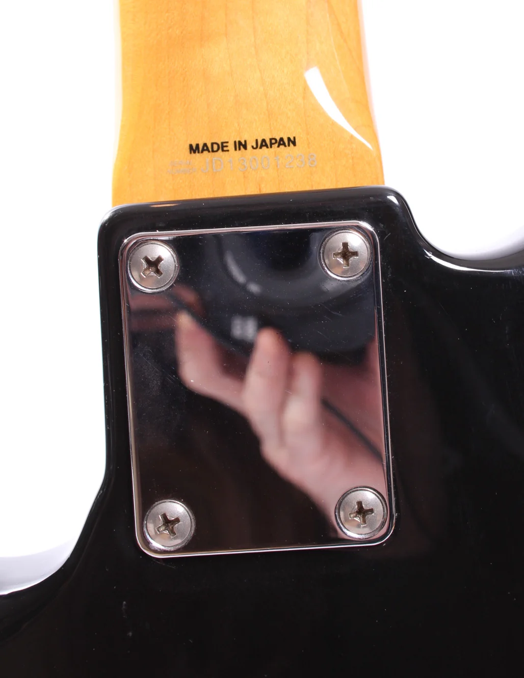 2013 Fender Jazz Bass 66 Reissue matching headstock black - Image 9