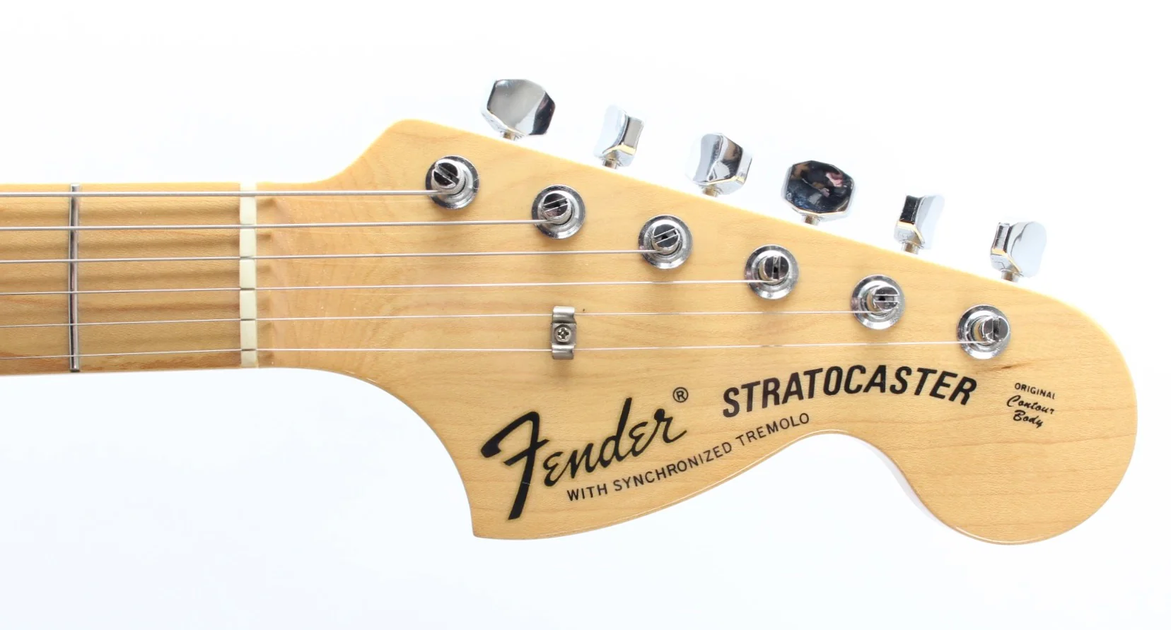2015 Fender Stratocaster 68 Reissue w/upgrades vintage white - Image 5