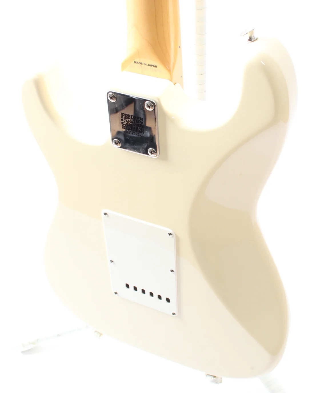 2015 Fender Stratocaster 68 Reissue w/upgrades vintage white - Image 8