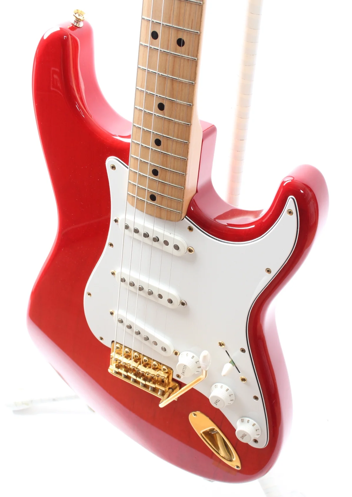 2017 Fender Stratocaster Mami Sasazaki translucent red - Image 3