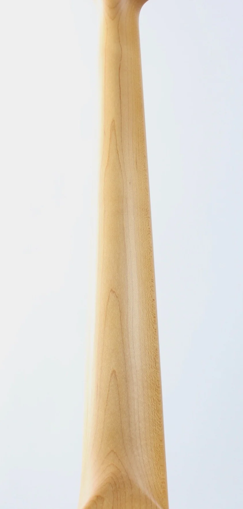 2019 Fender Mustang Bass Hybrid PJ vintage white - Image 9