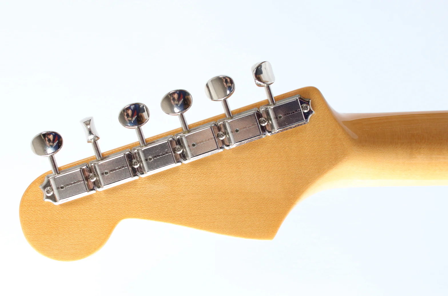 2020 Fender Kenny Wayne Shepherd Signature Stratocaster transparent faded sonic blue - Image 10