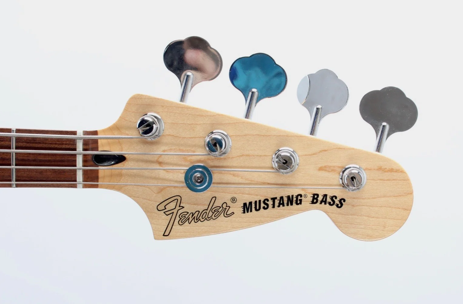 2021 Fender Player Mustang Bass PJ aged natural - Image 5