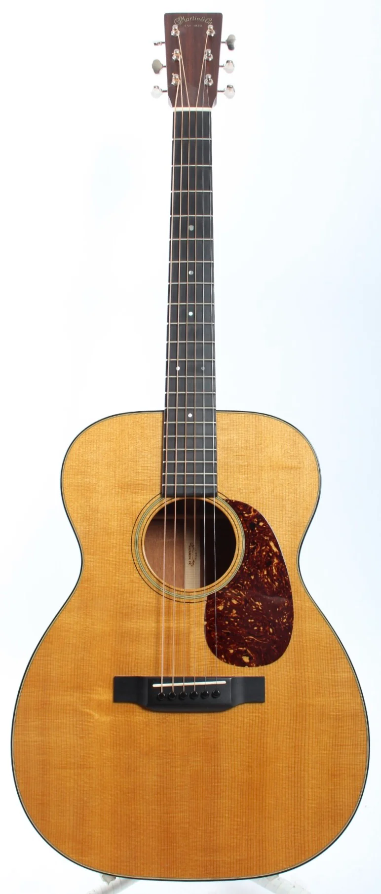 2021 Martin 00-18 natural