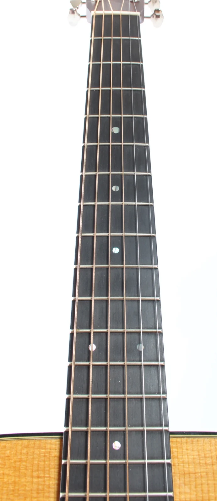 2021 Martin 00-18 natural - Image 4