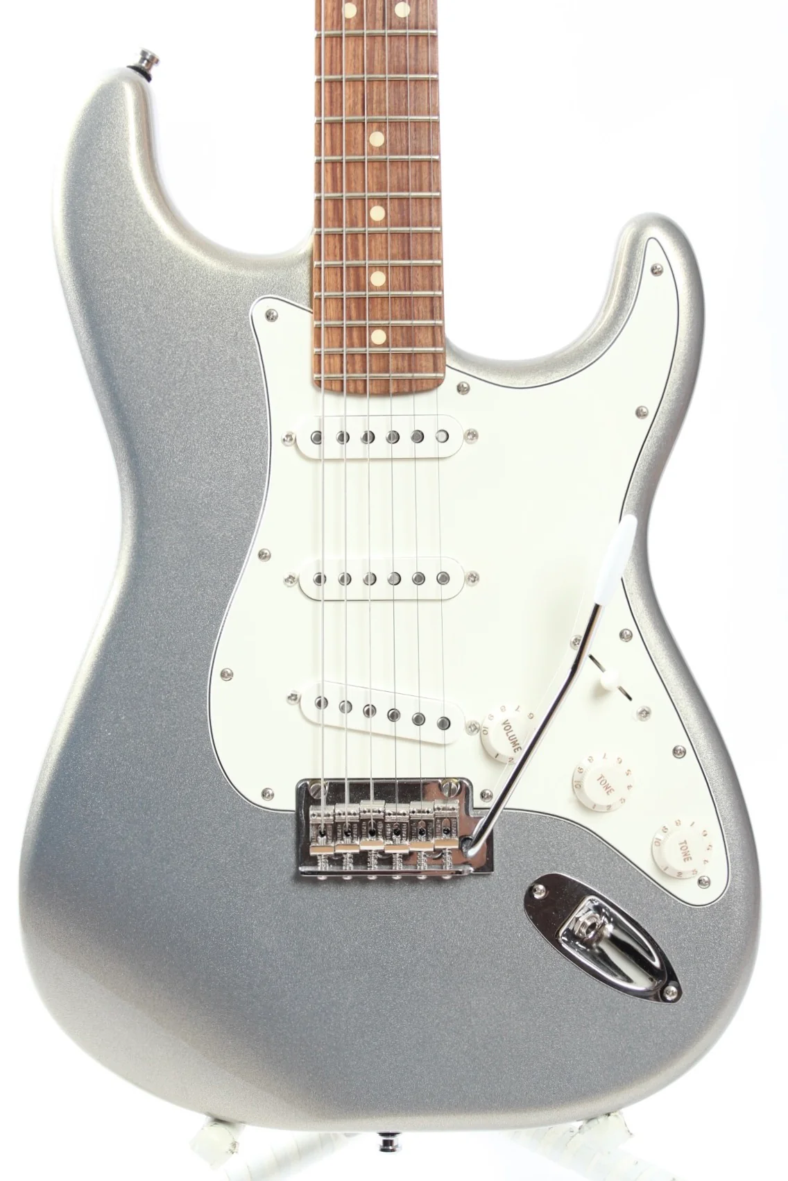 2022 Fender Stratocaster Player Limited Edition silver - Image 2