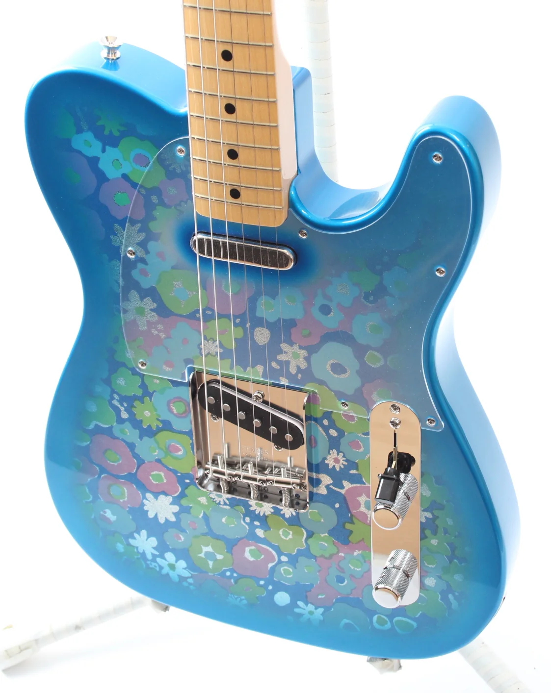 2025 Fender Telecaster 68 Reissue Limited Edition blue flower - Image 3