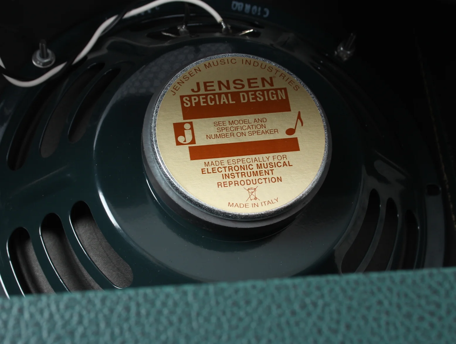 2025 Magnatone Panoramic Stereo dark green - Image 10