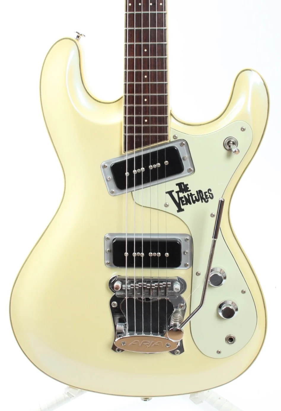 2002 Aria The Ventures VM-2002 40th Anniversary pearl white - Image 2