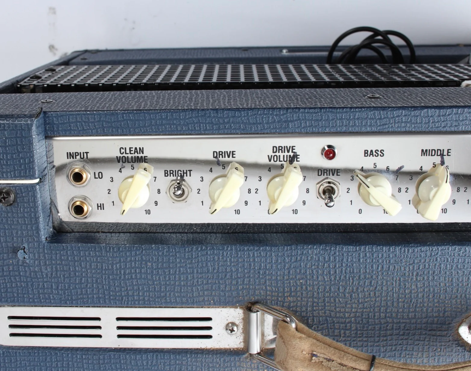 Ca. 2007 Laney Lionheart L5T-112 blue - Image 4